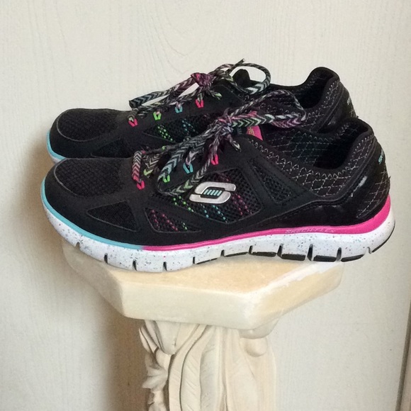 skechers gel infused memory foam